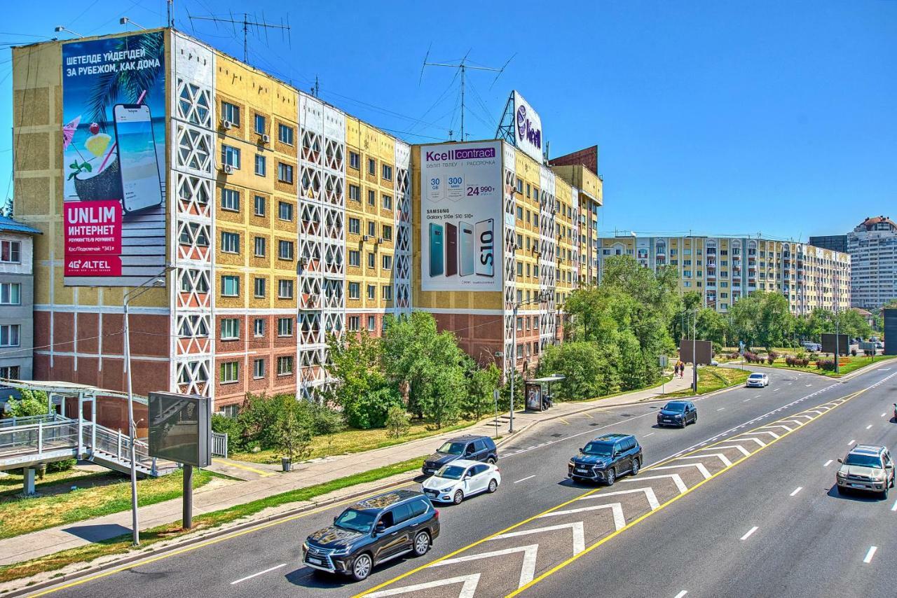 Apartment Near The President'S Park. Orbita-2 Almatý Exterior foto
